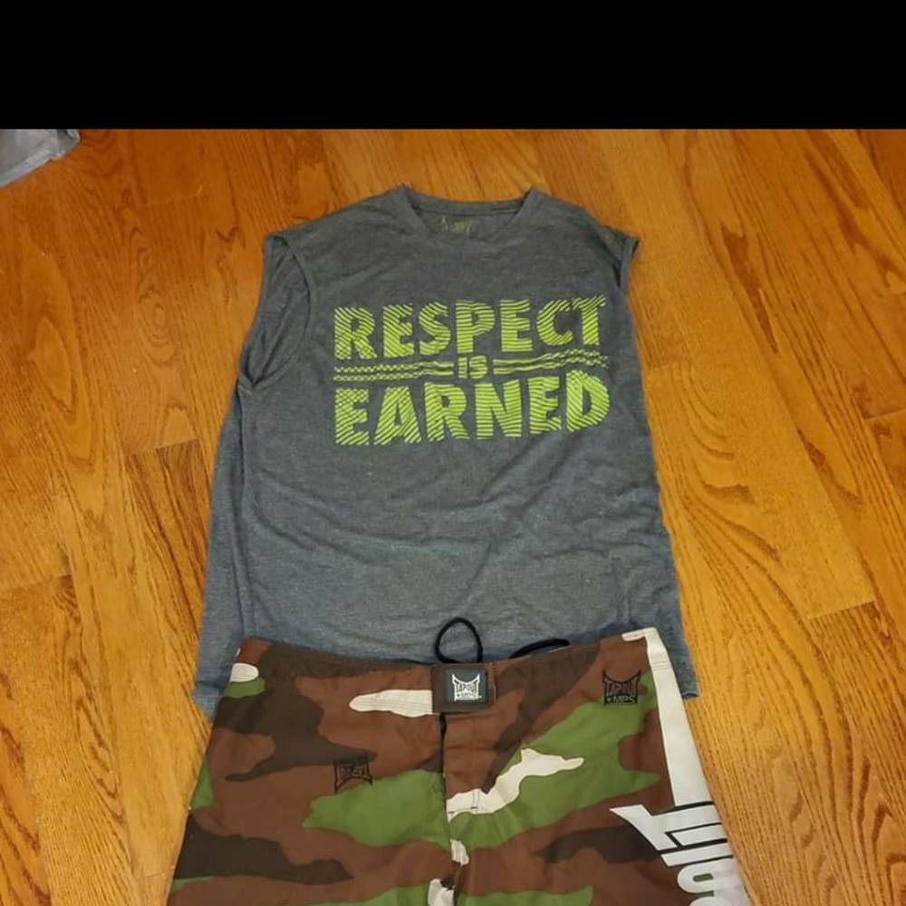 Mens Xl Tapout tank